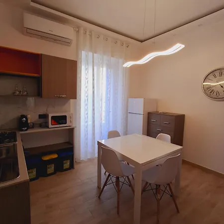 Di Ania La Spezia
